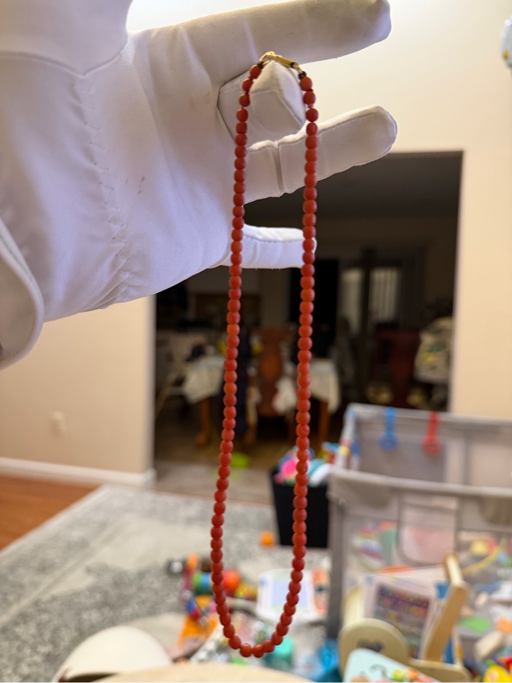 Vintage Natural Red Coral Bead Necklace 16" 10.15g 18K Gold Clasp BREV Italian - Picture 15 of 16